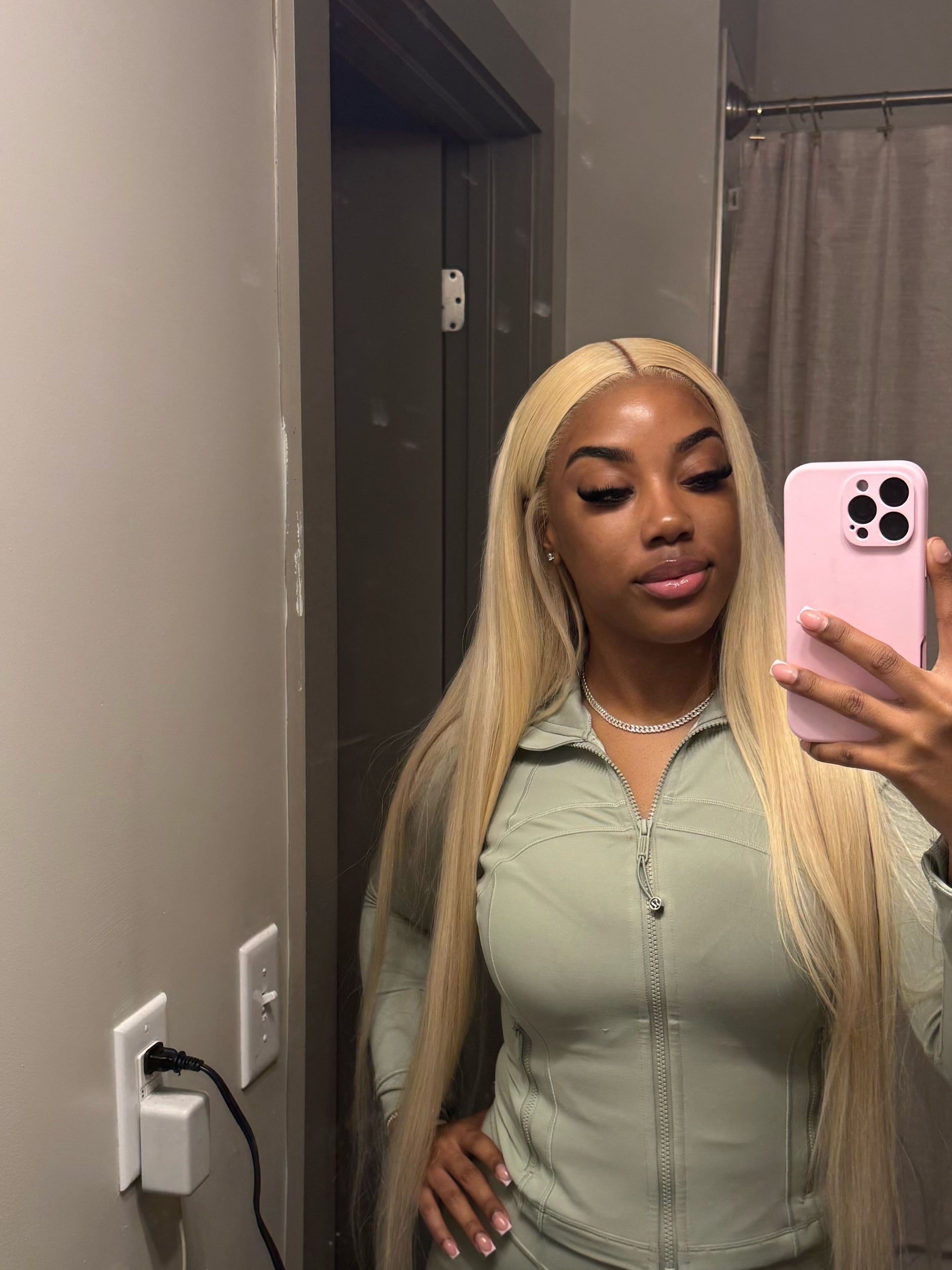 13x4 Transparent Wigs (180% Density)